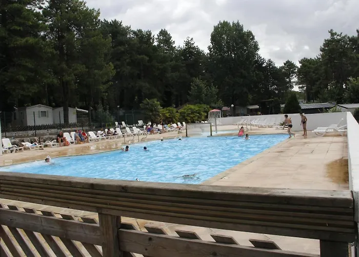 Semesterpark Entre Sable Et Feuillus